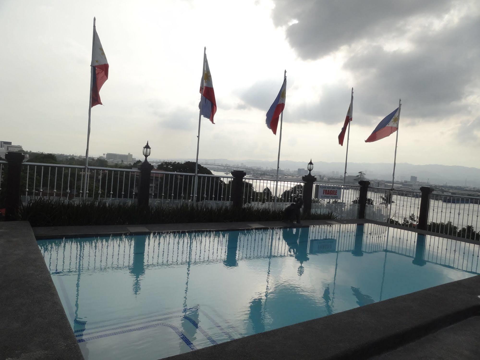 Hotel Cesario Lapu-Lapu City Exterior photo